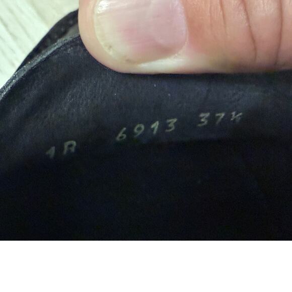 Prada Black Leather Loafers Classic Flats - Picture 10 of 16